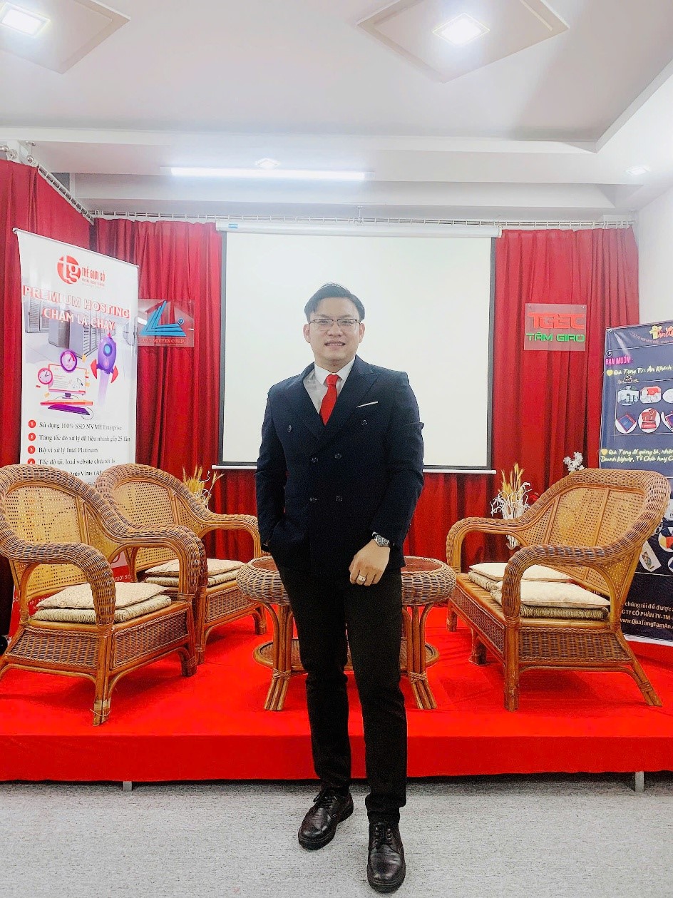 Nguyen Duy Khanh1