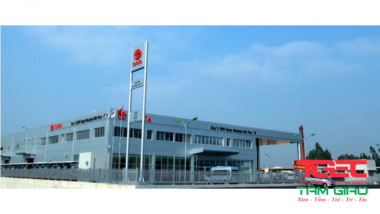 showroom toyota hiroshima vinh phuc p162